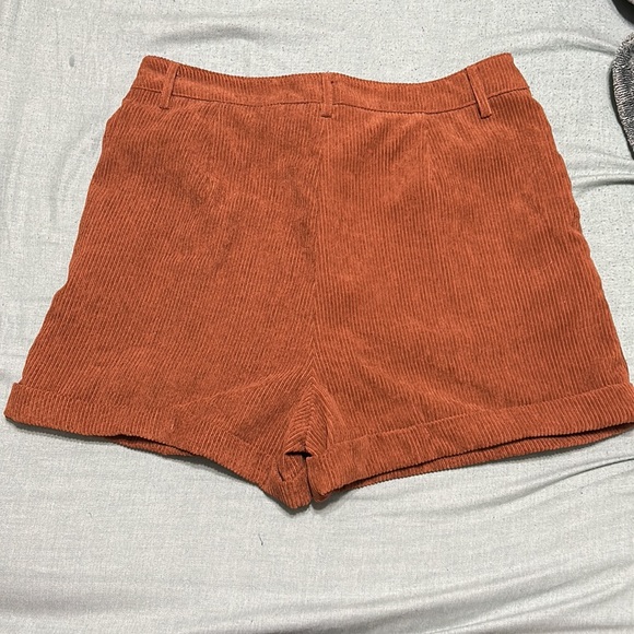 Sky & Sparrow Brown Corduroy High Waisted 3-inch Inseam Shorts - Picture 2 of 3